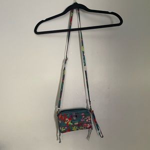 Vera Bradley Wallet… Wristlet or Crossbody